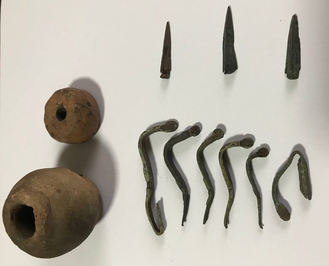 НОВІ НАДХОДЖЕННЯ